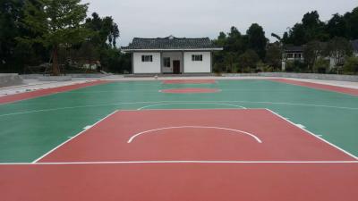 贵州市遵义市湄潭县某村村民活动广场硅PU塑胶篮球场竣工实例