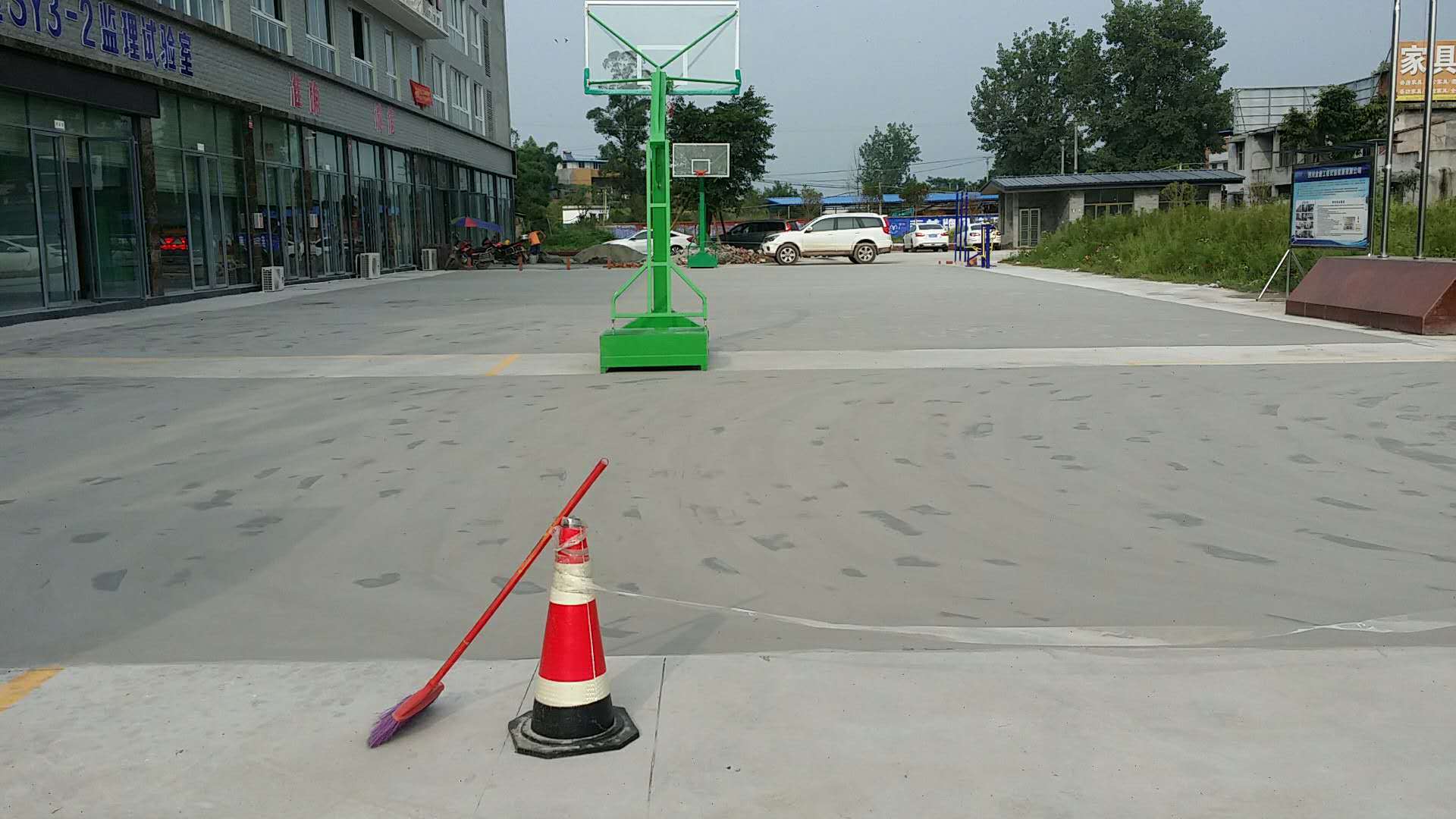 丙烯酸球场施工