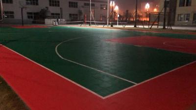 泸州市江阳区悬浮地板篮球场铺设案例